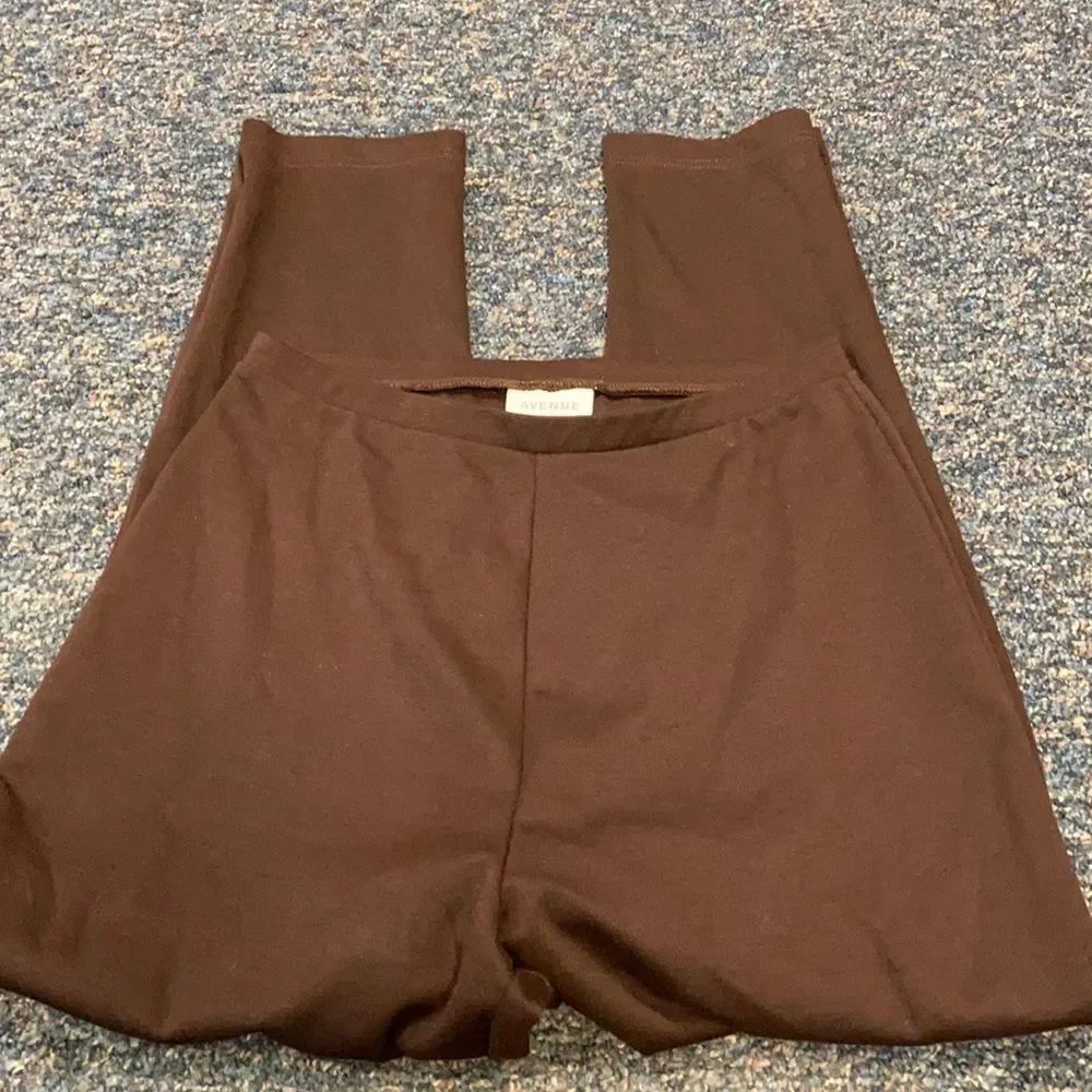 Avenue Brown Leggings sz. 14/16 petite